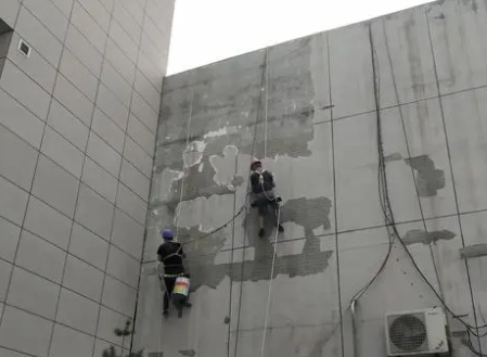 屯溪楼顶漏水维修公司分享下屯溪外墙防水的注意事项