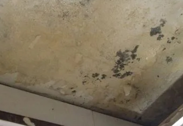 屯溪阳台漏水维修公司分享下屯溪卫生间渗水维修需要注意哪些问题。