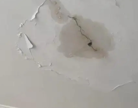 屯溪阳台漏水维修公司分享下屋面防水工程质量问题原因分析